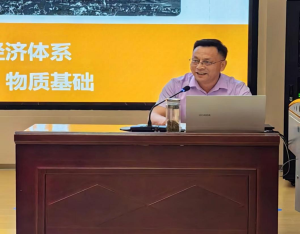解码强国新战略，锻造时代新青年——襄阳汽车职业技术学院校领导开讲形势与政策课