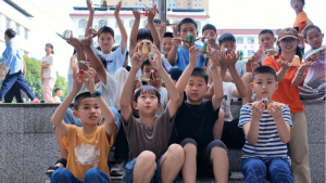 当非遗走进隽水小学：孩子们手中“长”出了香囊和小竹船