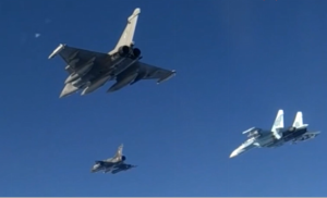 俄国防部：俄军战斗机在黑海上空伴飞5架美法军机