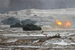 白俄配合俄对乌军事行动，强硬姿态应对北约东扩