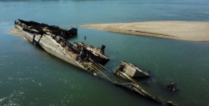 多瑙河水位下降露出二戰德國軍艦，還有彈藥？