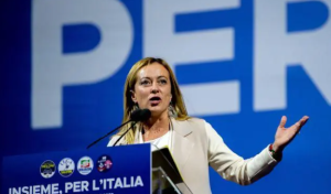 意大利新总理：谴责法西斯主义，也警告了欧盟