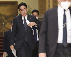 日本总务大臣宣布辞职，因身陷丑闻辞职