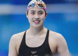短池游泳世锦赛，张雨霏夺得女子200米蝶泳金牌