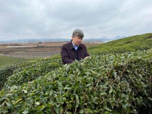 人大代表宋宝安：把论文写在乡村振兴大地上