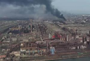 乌克兰指挥官：俄军向亚速钢铁厂投下钻地弹