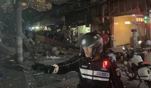 江苏常州一居民楼因瓶装液化气爆炸坍塌 致1死5伤