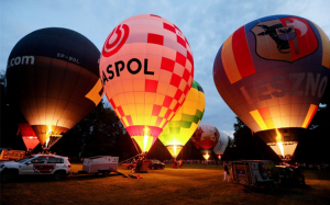 波蘭普什奇納舉行熱氣球節