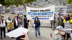 美国华裔抗议佩洛西欲窜访台湾 高喊“要和平”
