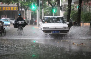台风“梅花”或登陆华东沿海直穿上海 雷电强降水
