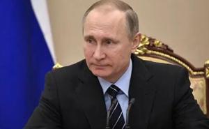 普京签署总统令 解除俄常驻欧盟代表的职务