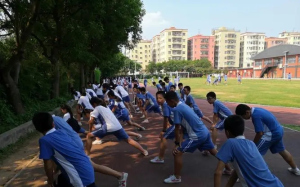 北京教委：幼儿园、中小学减少高温时段室外体育课
