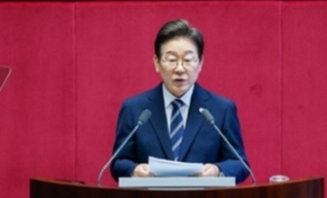 韓國總統(tǒng)首次施政演說重點談經濟