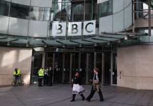 BBC就“拼接”视频向特朗普道歉 但拒付赔偿