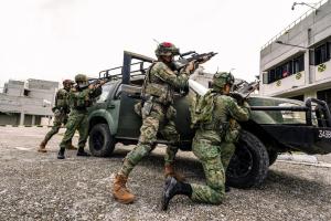 机器狗、无人机齐上阵！直击中新反恐实兵演练现场