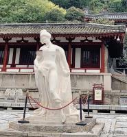 裸体出浴雕像争议与艺术无关 历史风尚体现