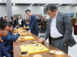 世界冠军古力谈传承师父聂卫平精神 继续将围棋发扬光大