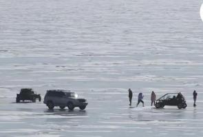 贝加尔湖事故救援视频公布：水深18米，7名中国游客不幸溺亡