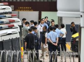 香港女警员警署内中枪重伤 警方调查是否自轰