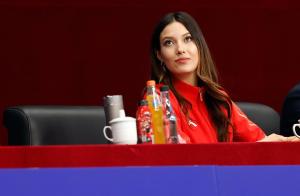 谷爱凌观看女排超级联赛季后赛 冬奥冠军现身助阵