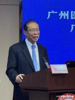 钟南山忆父亲“几分钱处方” 抗生素并非必需