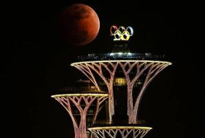 元宵红月也太美了 数十年一遇