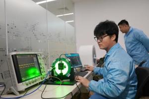 科研“金点子”加速转化,北京技术合同成交额5年涨四成 “跨界”攻关推动创新