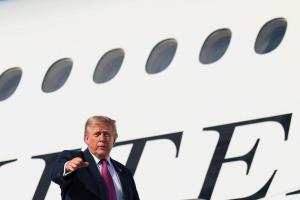 特朗普赦免9名违反《清洁空气法》者 引发争议