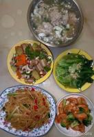 三甲医院护士转行上门做饭 职业选择背后的现实考量