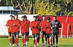 国足公布世预赛12强赛27人大名单 四归化在列