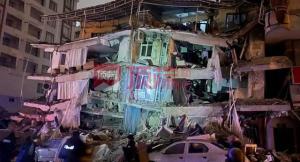 土耳其华人：地震时被家人哭着叫醒 这几分钟里房子一直发出嘎吱声