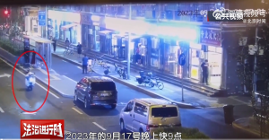 北京一女子骑车为省2分钟逆行撞死人被判刑10个月