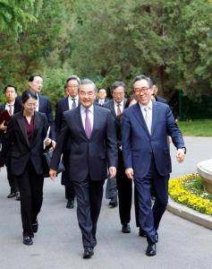中韩外长会谈释放政治信号！韩媒：赵兑烈7次提到“合作”，强调发展关系的意愿