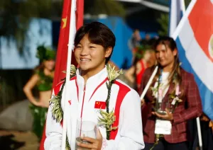 15岁四川妹子创造中国冲浪历史 奥运首秀成就梦想