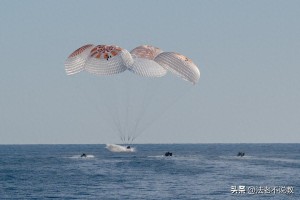 女宇航員滯留太空期間發(fā)生了什么 9個月的煎熬旅程