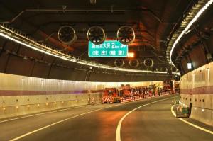 北京东六环隧道今晨通车北京东六环隧道下穿99处风险源 地下高速提升通行效率