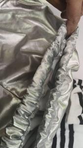 兒童節(jié)演出服頻遭集體退貨 商家貼標(biāo)簽防損