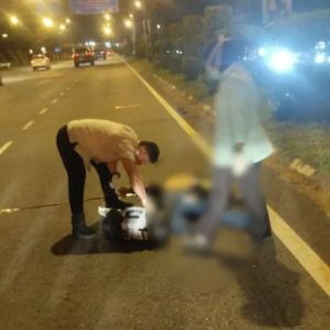 52歲中國男子在馬來西亞車禍身亡,，工作時被撞,，警方正征集線索