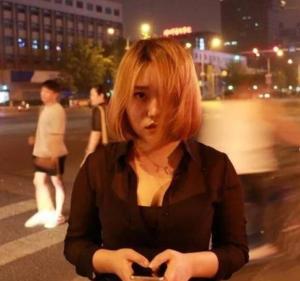 專家分析李雪琴事件,！李雪琴被實(shí)名舉報(bào)財(cái)務(wù)造假？工作室硬剛回應(yīng)：法院見,！
