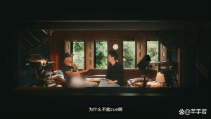 蔡徐坤籃球梗自己cue自己 自嘲展現(xiàn)成長