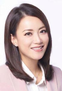 霍汶希回应郑希怡在英皇没饭吃 艺人偷吃趣事多