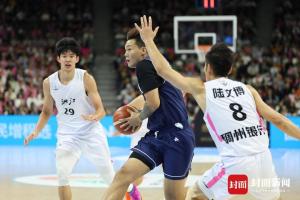 全运男篮决赛：广东36分大胜浙江夺冠 展现统治力