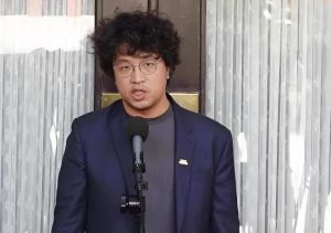 太嚣张了！被大陆通缉的沈伯洋竟在德国发帖挑衅