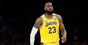 曝湖人从发展联盟召回詹姆斯 赛季首秀临近