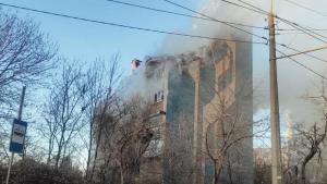 乌称多地遭俄大规模袭击致多人死伤 乌克兰紧急应对连夜空袭