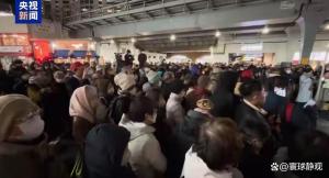 日本民众集会怒斥政府煽动战争 反战声浪高涨