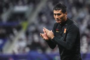 国足主帅邵佳一渴望率队参加世界杯 肩负重任追求梦想