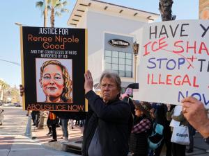 美执法人员与抗议者起冲突 极寒中对立升级