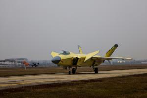 如何看待歼-20A的“两新”融合发展 试飞模式创新引领未来