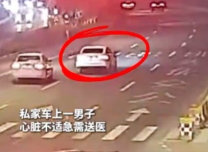 交警7分钟紧急护送病患就医 为病人救治赢得宝贵时间